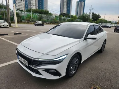 Hyundai Avante 2024, 12000 км, за 13456.74 USD