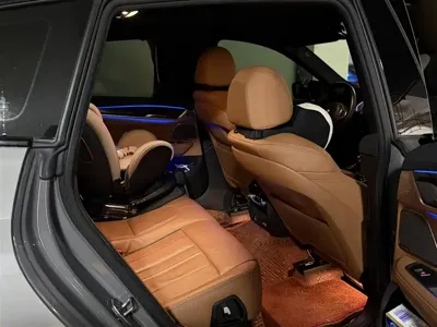 BMW 6 Series GT 2022, 54000 км, за 39605.67 USD - фото 6