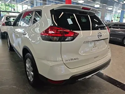 Nissan X-Trail 2024, 27400 км, за 14846.68 USD