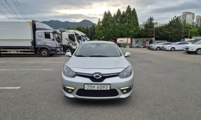 Renault-KoreaSamsung SM3 · 2015 год
