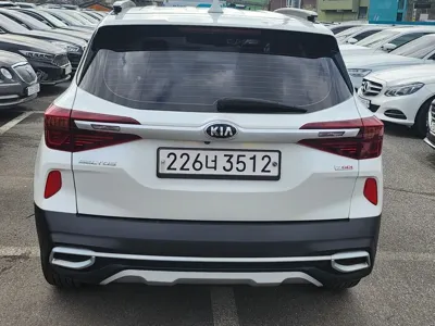 Kia Seltos 2020, 77535 км, за 11093.61 USD