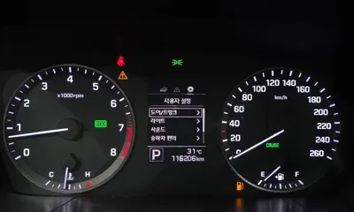 Hyundai Sonata 2015, 116206 км, за 5618.72 USD - фото 8
