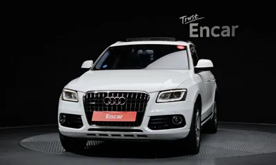 Audi Q5 2015, 129877 км, за 8986.13 USD