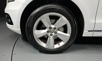 Audi Q5 2015, 129877 км, за 8986.13 USD
