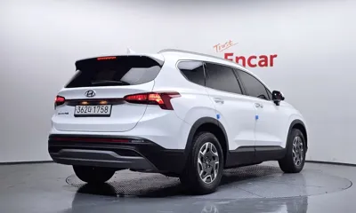 Hyundai Santafe 2022, 53279 км, за 17509.08 USD