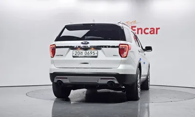 Ford Explorer 2016, 78096 км, за 10047.6 USD