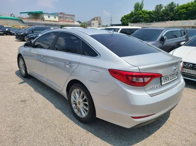 Hyundai Sonata 2015, 63540 км, за 7271.29 USD - фото 6