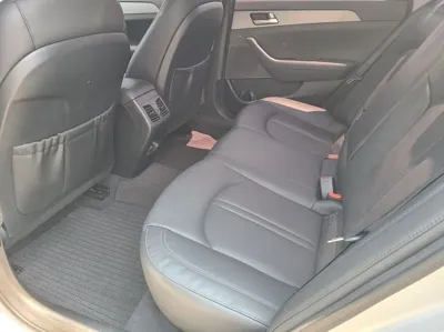 Hyundai Sonata 2015, 63540 км, за 7271.29 USD - фото 8