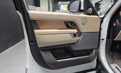 Land Rover Range Rover 2018, 45322 км, за 43302.71 USD - фото 24