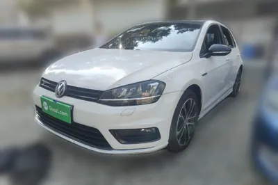 Volkswagen Golf · 2017 год