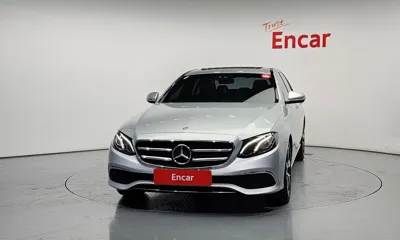 Mercedes-Benz E-Class 2020, 84519 км, за 16474.57 USD