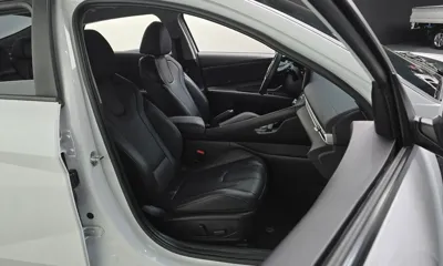 Hyundai Avante 2023, 74404 км, за 11530.95 USD - фото 11