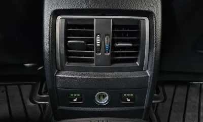 BMW 3-Series 2016, 135017 км, за 8923.86 USD - фото 19