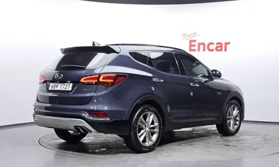 Hyundai Santafe 2017, 113614 км, за 7928.64 USD