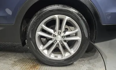 Hyundai Santafe 2017, 113614 км, за 7928.64 USD