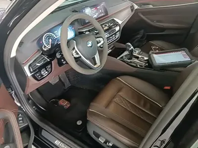 BMW 5 Series New Energy