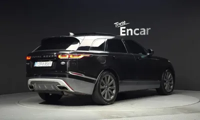 Land Rover Range Rover Velar 2018, 140052 км, за 17973.95 USD