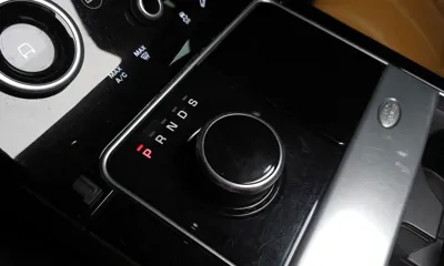 Land Rover Range Rover Velar 2018, 140052 км, за 17973.95 USD - фото 9