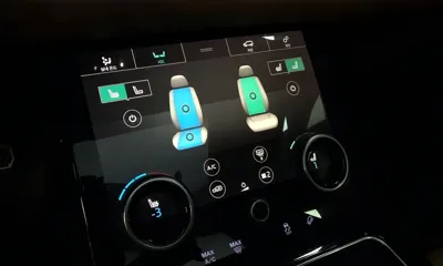 Land Rover Range Rover Velar 2018, 140052 км, за 17973.95 USD - фото 16