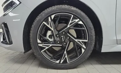 Kia K5 2024, 7057 км, за 18396.93 USD