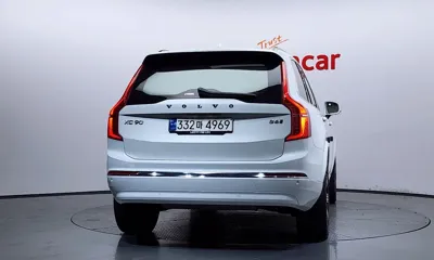 Volvo XC90 2023, 96587 км, за 33018.25 USD