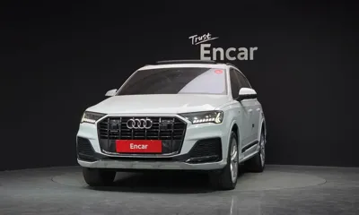 Audi Q7 2023, 61905 км, за 51355.37 USD