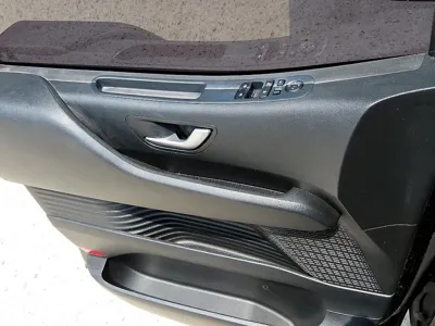 Hyundai Staria 2022, 43000 км, за 15401.91 USD - фото 11