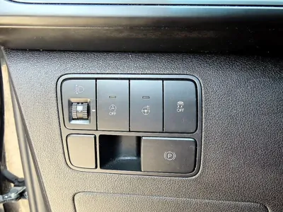 Hyundai Staria 2022, 43000 км, за 15401.91 USD - фото 12