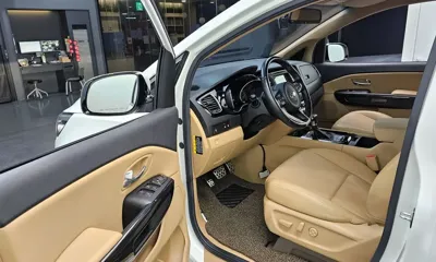 Kia Canival 2017, 41420 км, за 9962.88 USD - фото 10