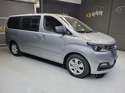 Hyundai Starex 2020, 72877 км, за 12286.29 USD