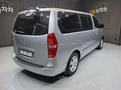 Hyundai Starex 2020, 72877 км, за 12286.29 USD - фото 6