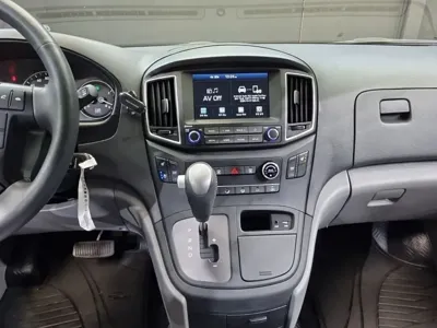 Hyundai Starex 2020, 72877 км, за 12286.29 USD - фото 10