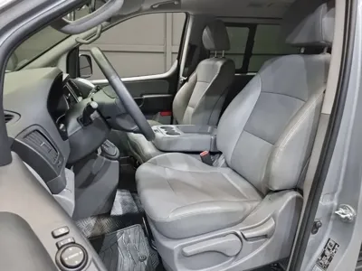 Hyundai Starex 2020, 72877 км, за 12286.29 USD - фото 15