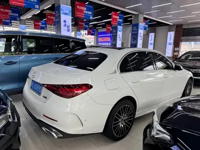 Mercedes-Benz C-Class 2025, 6000 км, за 31656.62 USD