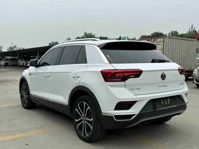 Volkswagen T-Roc 2022, 47000 км, за 15861.96 USD