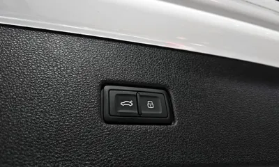 Audi Q8 2022, 21826 км, за 46463.52 USD - фото 18