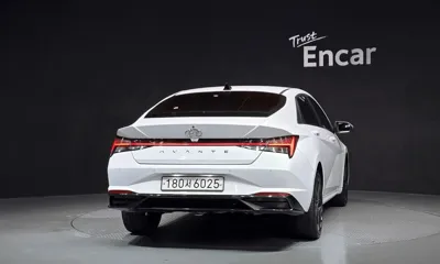Hyundai Avante 2021, 61144 км, за 12275.17 USD