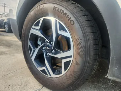 Kia Sportage 2022, 126985 км, за 12669.03 USD