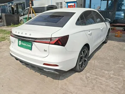 Roewe i5 2023, 9300 км, за 6209.41 USD - фото 7