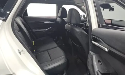 Kia Seltos 2023, 88038 км, за 11460.57 USD - фото 26