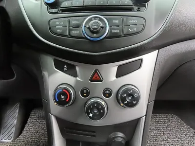 ChevroletGMDaewoo Trax 2015, 93453 км, за 2539.56 USD - фото 9
