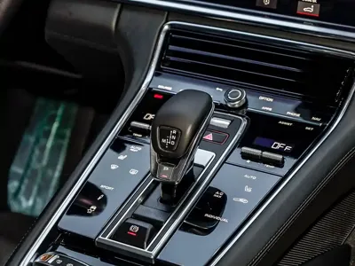 Porsche Panamera 2021, 36600 км, за 92405.51 USD - фото 30