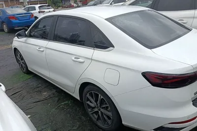 Geely Auto Emgrand 2022, 172800 км, за 7468 USD