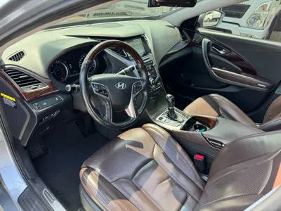 Hyundai Grandeur 2016, 146666 км, за 5730.28 USD - фото 15