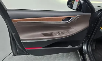Hyundai Grandeur 2019, 82657 км, за 13266.05 USD - фото 24