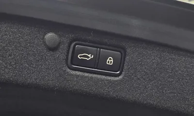 Hyundai Grandeur 2019, 82657 км, за 13266.05 USD - фото 29