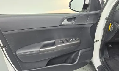 Kia Sportage 2016, 136478 км, за 6837.27 USD - фото 24