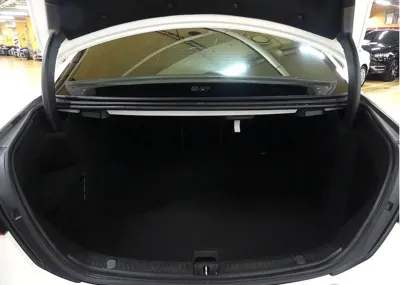 Mercedes-Benz E-Class 2023, 31000 км, за 30872.29 USD