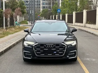 Audi A6L 2023, 69000 км, за 33116.8 USD