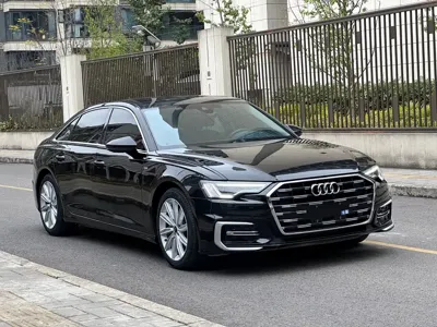Audi A6L 2023, 69000 км, за 33116.8 USD